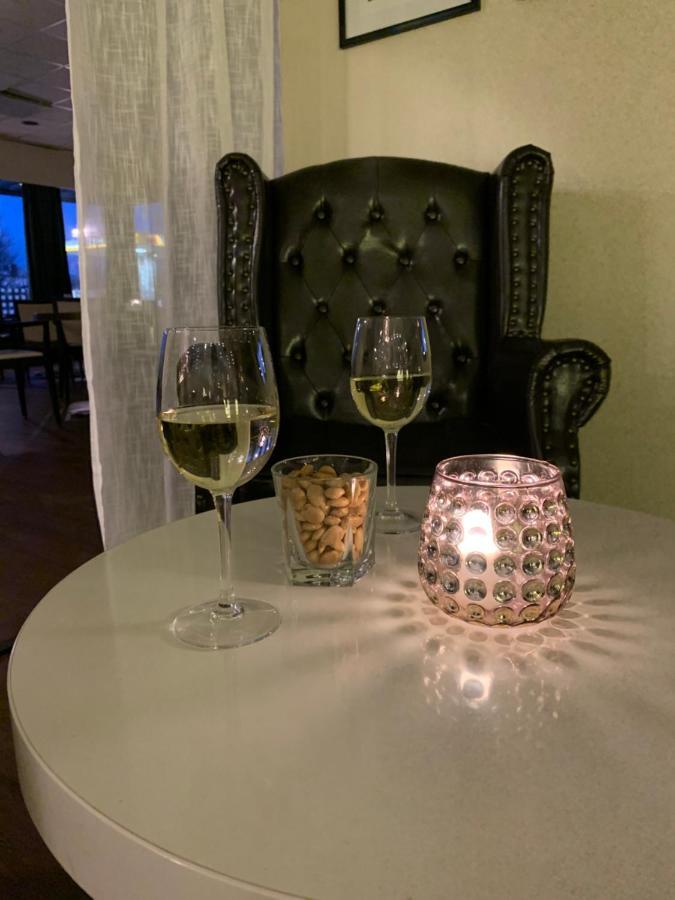 Fagersta Stadshotell Ab Bagian luar foto